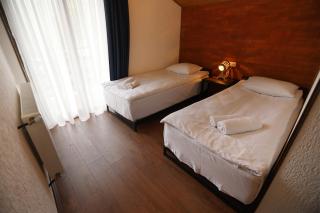 Sno Inn Kazbegi - 1