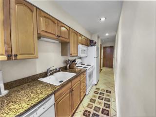 208 Village Gate condo - 4