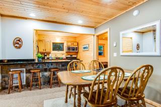 Cedar Cabin on Plum Lake - 6