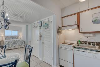 Royal Gulf Beach & Racquet Club 5802 condo - Gulf Highlands - 1