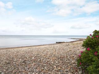 6 person holiday home in Dronningmølle-By Traum - 2