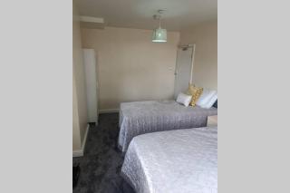ENTIRE HOUSE- Near Common Wealth Games PERRY BARR - Birmingham - 7