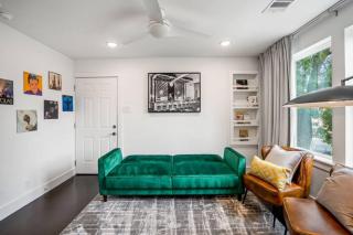 Mid-Century Mod-Pad @ East Downtown - 5