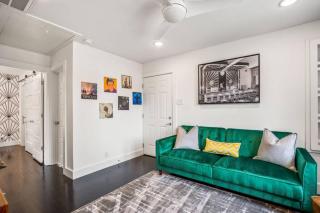 Mid-Century Mod-Pad @ East Downtown - 7