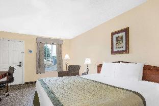 Bonita Lakes Inn by Capital O Meridian I20 - Meridian - 7