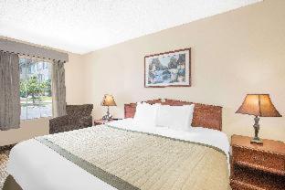 Bonita Lakes Inn by Capital O Meridian I20 - Meridian - 2