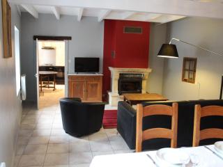 Gîte Charmant avec Cheminée, Terrasse et Stationnement - Proche Nancy et Moselle - FR-1-584-50 - Tonnoy - 6
