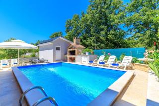 Apartments Vanessa with Shared Pool - 8