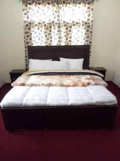 Hunza Regency Inn - 9