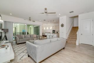 Beautiful Home Near Disney with Private Pool! villa - Orlando - 8