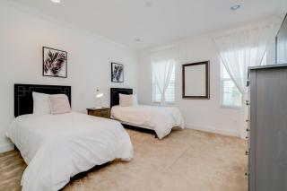 Beautiful Home Near Disney with Private Pool! villa - Orlando - 1