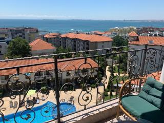 Triumph Holiday Village - 8