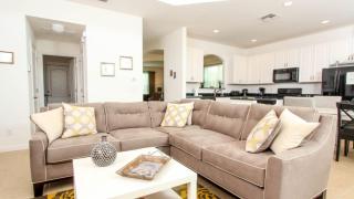 Solterra Resort 6 Bed Pool Spa Game Room home - Davenport - 0