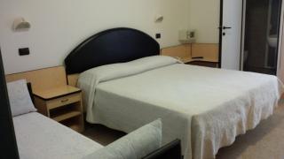 Hotel Trocadero - Riccione - 9