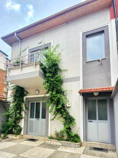 A Cheerful villa with free parking space - Tirana - 5