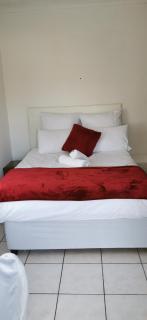 Lytton Cresent B&B - Pinetown - 7