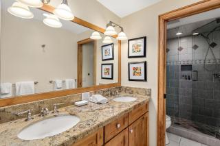 Snowmass 2br Getaway Pool, Hot Tub & Ski Access - D2 - 2