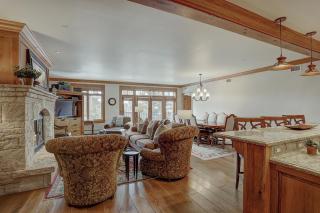 4Br Ski in Ski Out the Top of Bachelor Gulch condo - 6