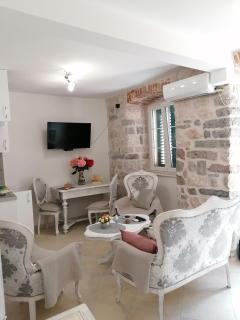 New renovated Old Town Martiva Apartment - Kotor - 6