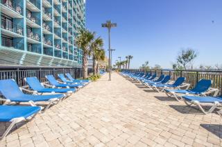 Landmark Resort King Suite Unit 710 Beautifully Updated Sleeps 4 - 5
