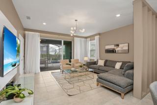 Amazing Game Room Your Kids Will Love! villa - 5