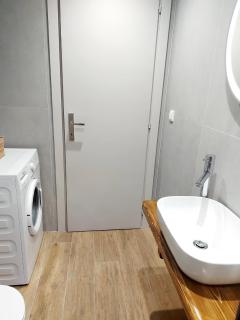 Elina's Luxury Apartments - 7