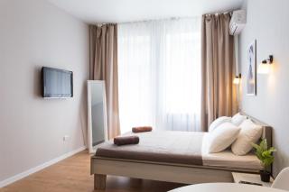 New studio near metro Yaroslava Mudroho, Universytet - Chernyshevska str 95-1 - 1