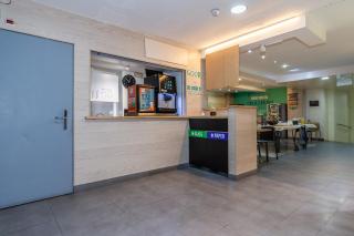 Sun & Moon Hostel - Barcellona - 5