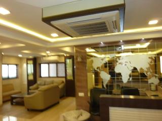 Hotel Orient Palace - Bombay - 9