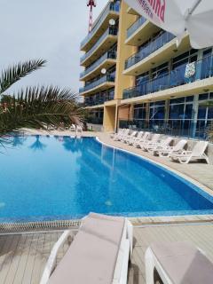 Albena Suite 2 - 1