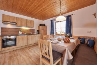 Ferienwohnungen Pfanzelter - Grainau - 2