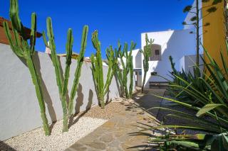Hostal Doña Lola Marina - 4