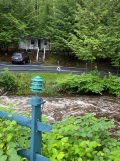 Brookside Motel & Cabins - Lake George - 3