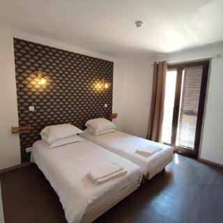 Le monte rosso - Porto Ota - 4