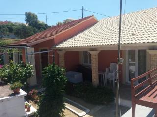 THEOS Apartments - Agios Stefanos - 1