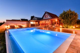 Holiday Home Dika - 0
