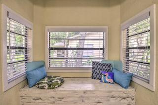 Family Home Walk to Downtown and Stetson Univ! - 4