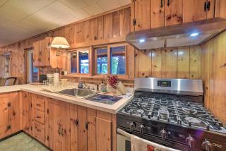 Riverfront Escape with Dock 19 Mi to Saratoga! - Lake Luzerne - 3