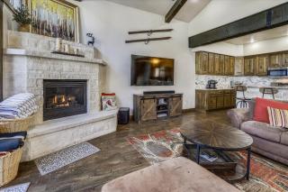 Highwood Hideaway Apartment - Breckenridge - 4