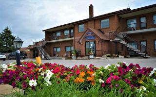 Newmarket Inn - 9