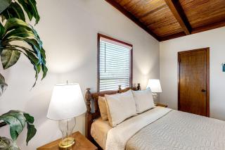 Little House on LBJ - Kingsland - 2