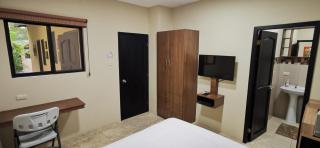 Habitación A independiente para parejas o ejecutivos - Manta - 0