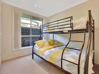 Pool in Paradise by Experience Jervis Bay - 1