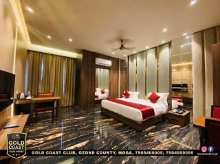 Gold Coast club house - 8