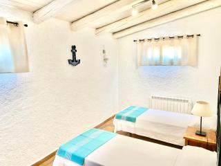 Villa Mediterráneo • Piscina Privada • A/C • BBQ • WIFI - Blanes - 1
