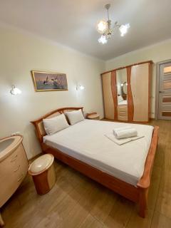 Yaroslav Osmomysl Square Apartments - Lviv - 7