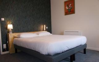 Logis Hotel De La Poste - Saint-Sauves- dʼAuvergne - 4