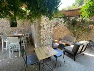 Logis NIMOTEL Hôtel Cosy - Nîmes - 3