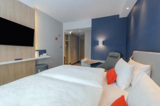 Holiday Inn Express Göttingen by IHG - Göttingen - 3