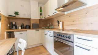 Central Apartment, 55m2, Kitchen, Washer, Netflix, Parking - Cottbus - 5